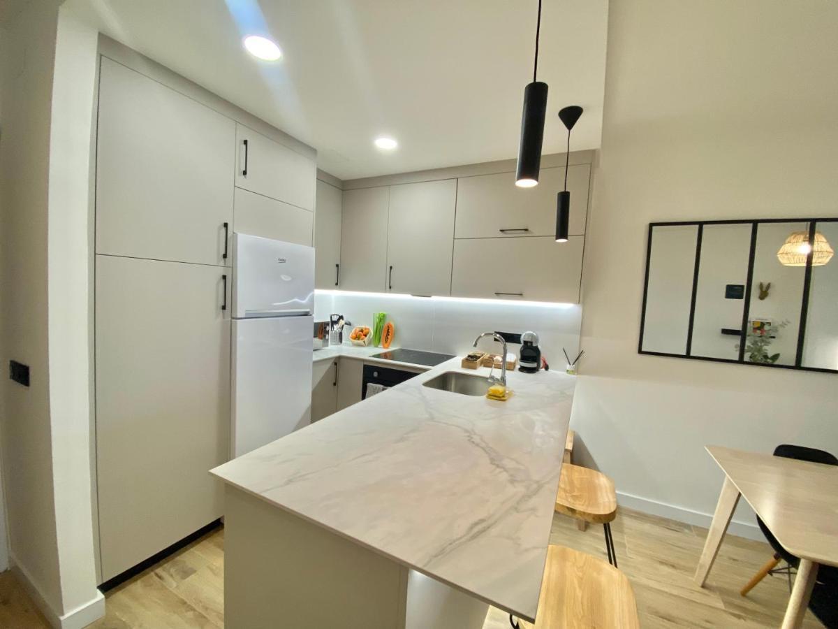 Pedregalejo Seafront Apartamento *